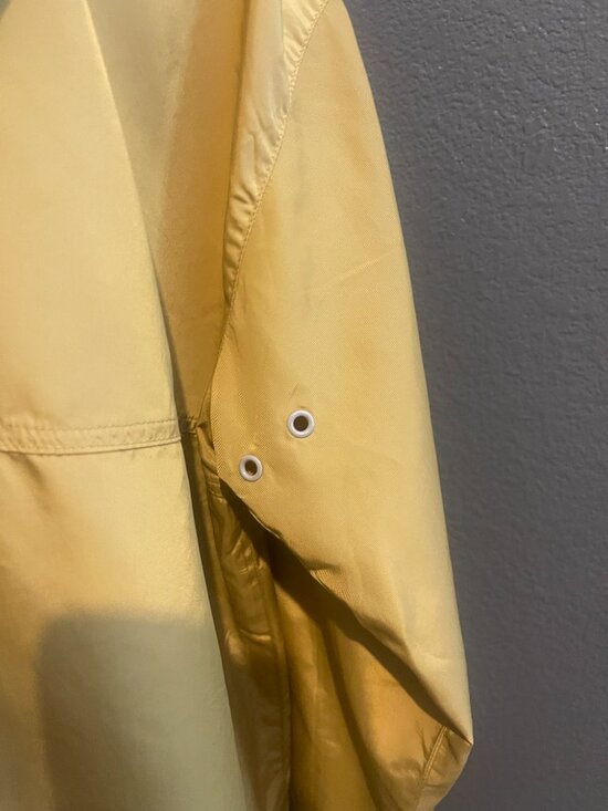 Pullover light satin Jacket - Picture 3 of 4